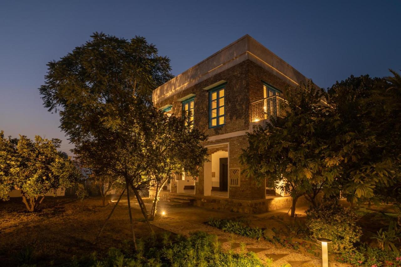 Lohonostays Library Sadhrana Bagh Γκουργκάον Εξωτερικό φωτογραφία