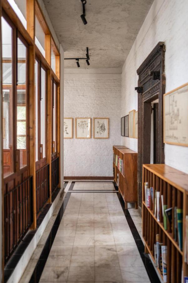 Lohonostays Library Sadhrana Bagh Γκουργκάον Εξωτερικό φωτογραφία