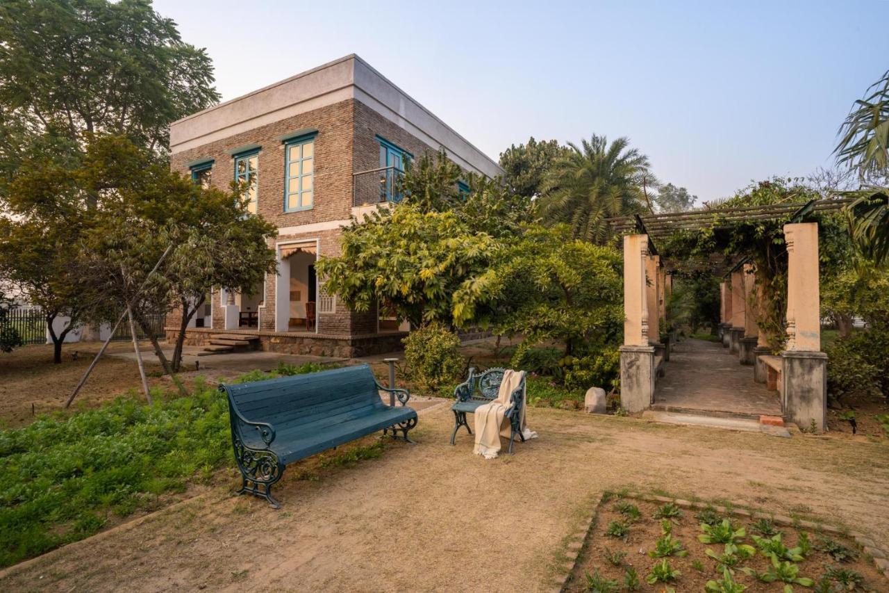 Lohonostays Library Sadhrana Bagh Γκουργκάον Εξωτερικό φωτογραφία